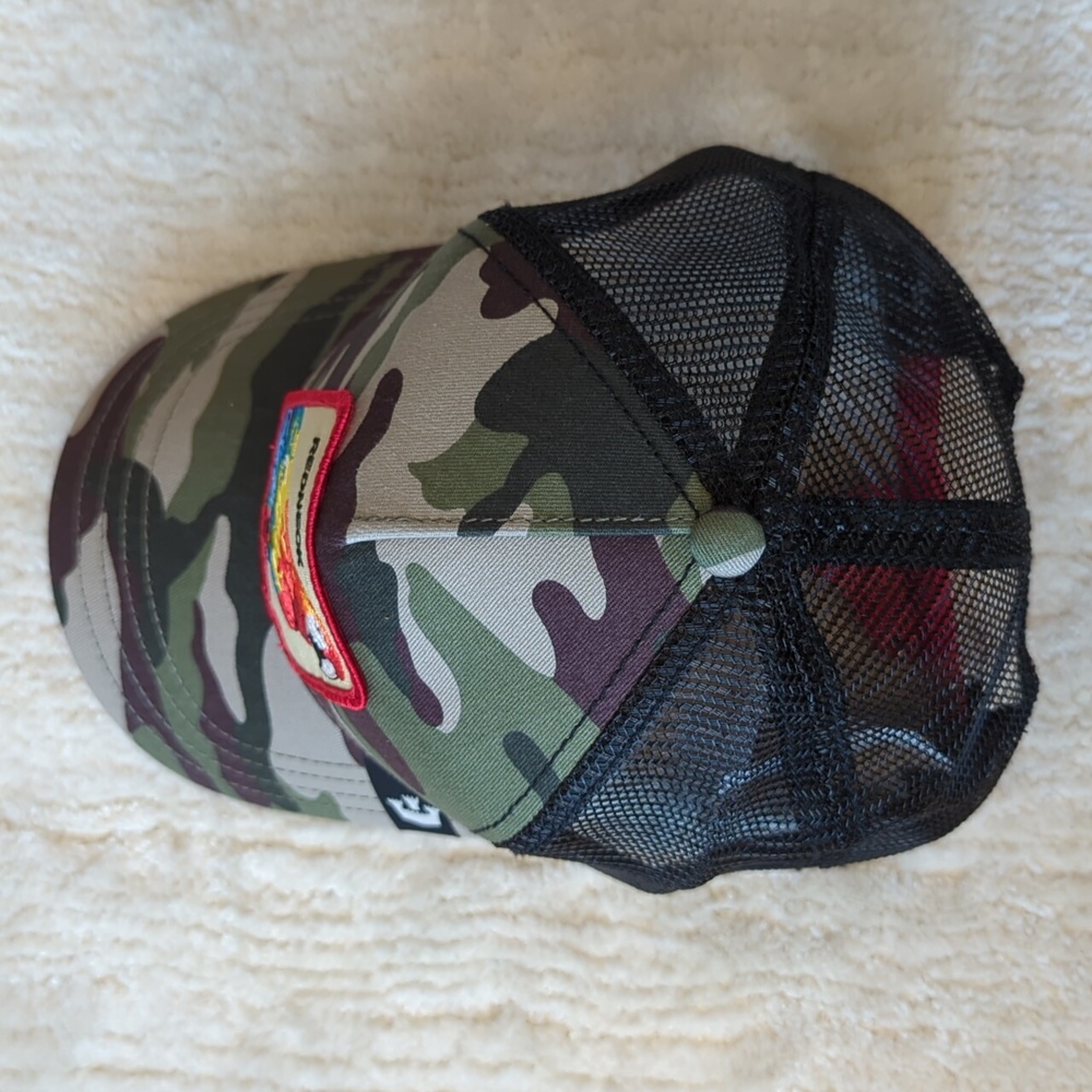Goorin Bros Red Neck Animal Farm Snapback Trucker Hat - Picture 5 of 6